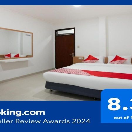 Super Oyo 3209 Hegarbudhi Residence Bandung Ngoại thất bức ảnh