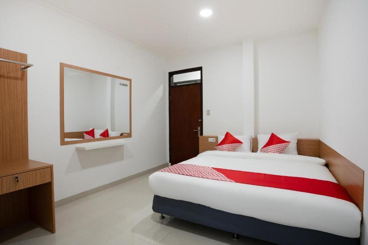 Super Oyo 3209 Hegarbudhi Residence Bandung Ngoại thất bức ảnh