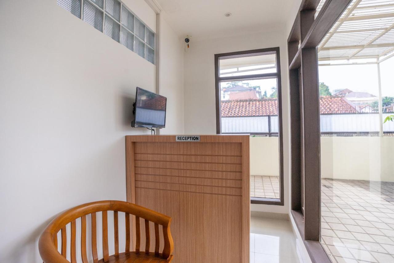 Super Oyo 3209 Hegarbudhi Residence Bandung Ngoại thất bức ảnh